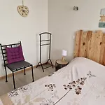 Petite Maison Au Coeur Du Village Tatil Evi