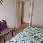 Petite Maison Au Coeur Du Village Tatil Evi