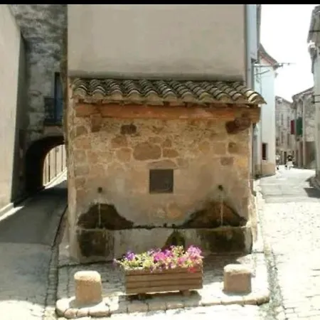 Petite Maison Au Coeur Du Village