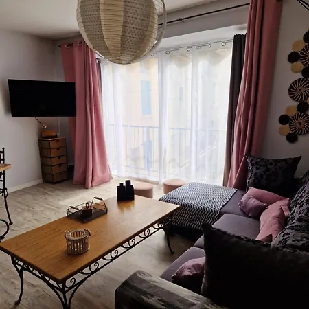 Petite Maison Au Coeur Du Village Holiday home