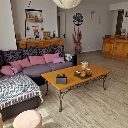 Holiday home Petite Maison Au Coeur Du Village