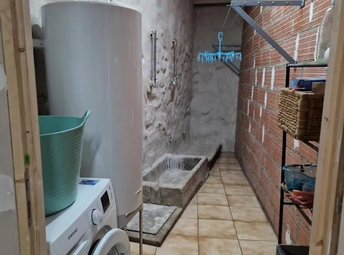 Hébergement de vacances Petite Maison Au Cœur Du Village Cessenon-sur-Orb